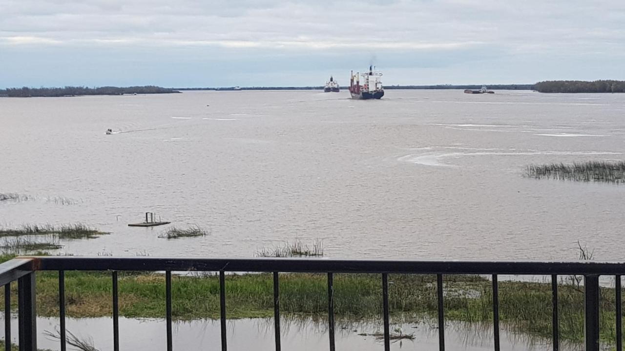 Casa vista al Rio Parana Vuelta de Obligado San Pedro  Exterior foto